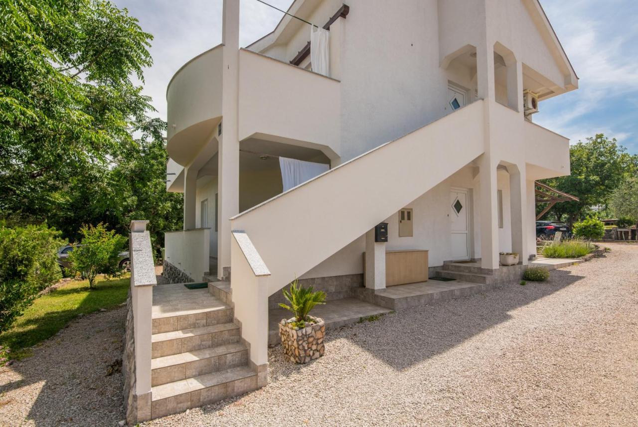 Apartment Mira 3 Klimno Exterior foto